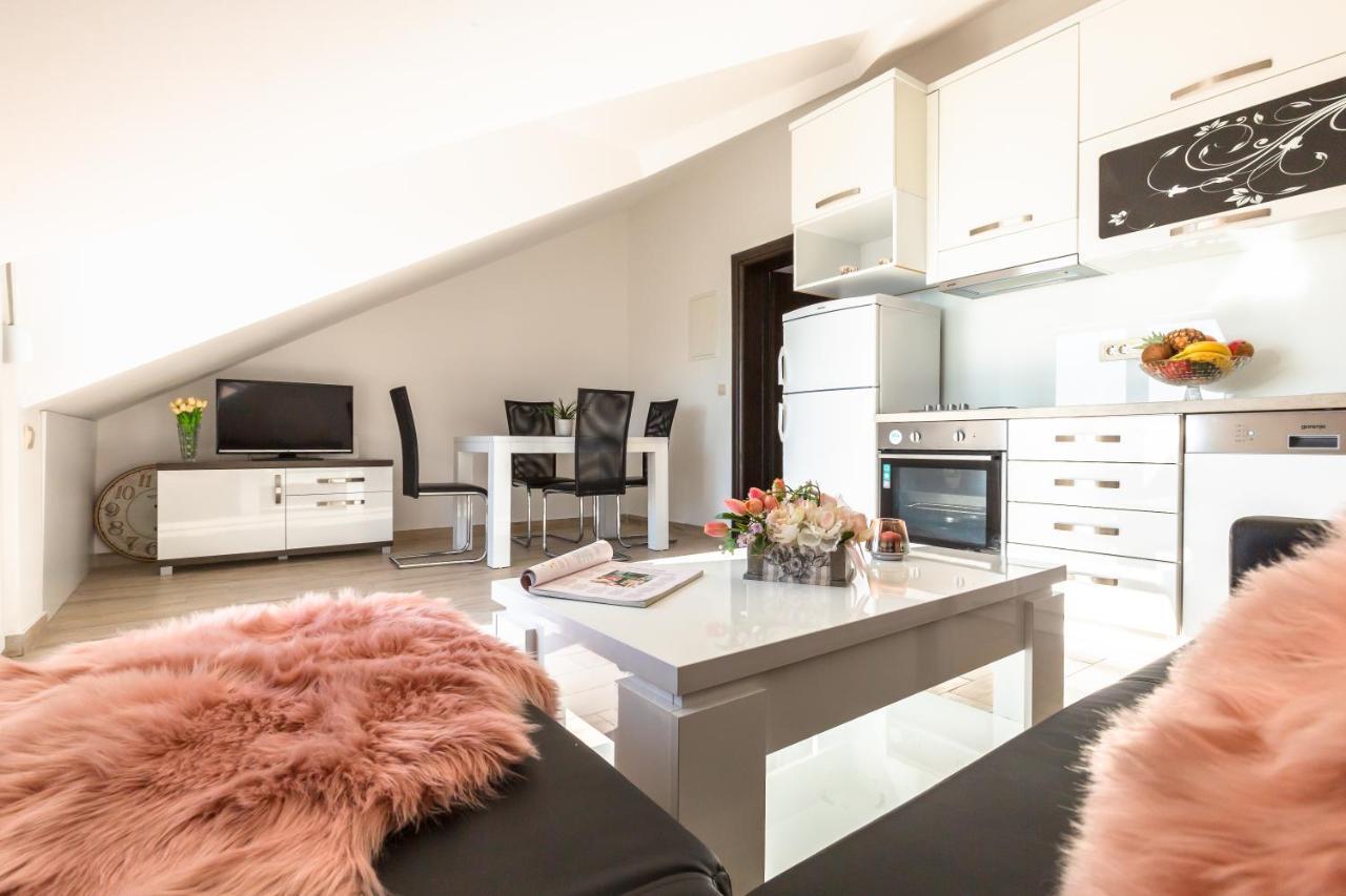 Ferdo 2 Apartment Makarska Ngoại thất bức ảnh