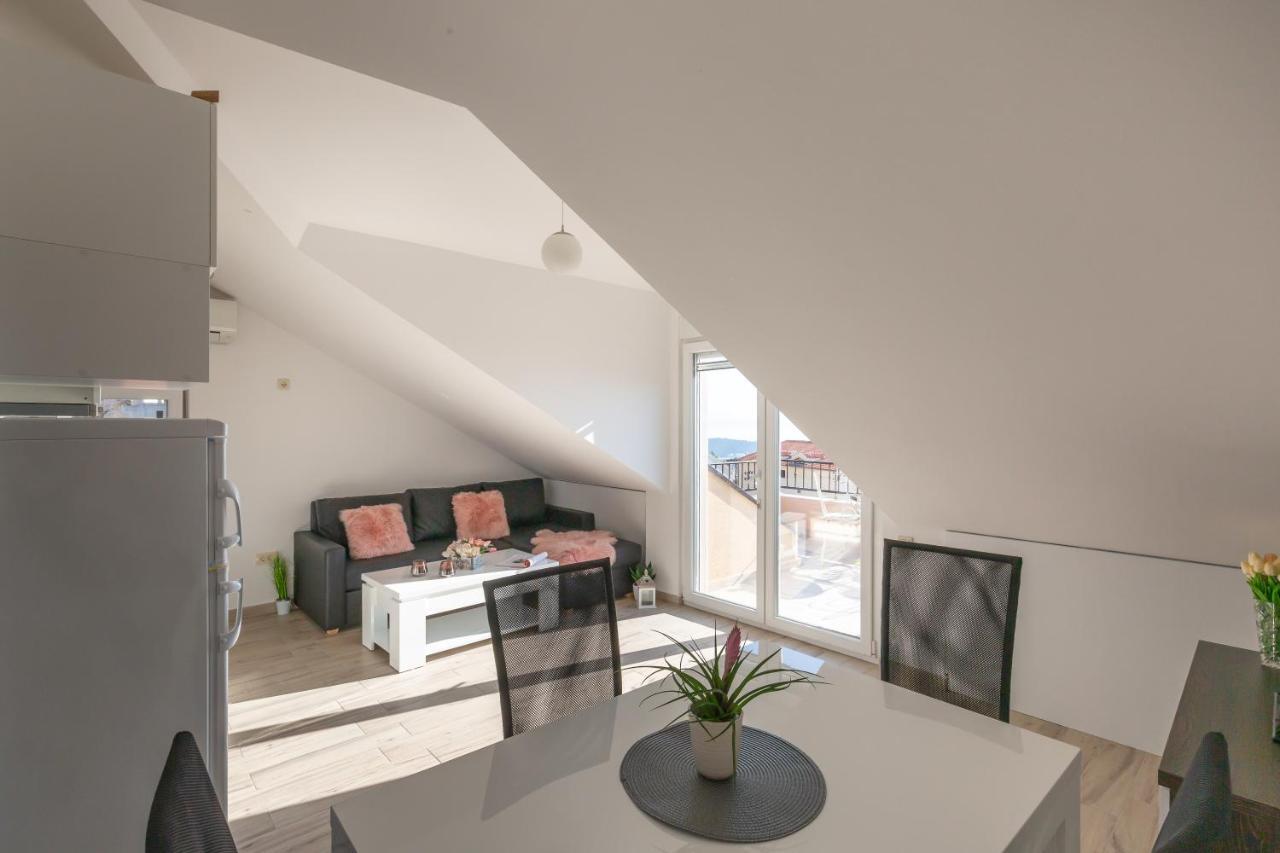 Ferdo 2 Apartment Makarska Ngoại thất bức ảnh