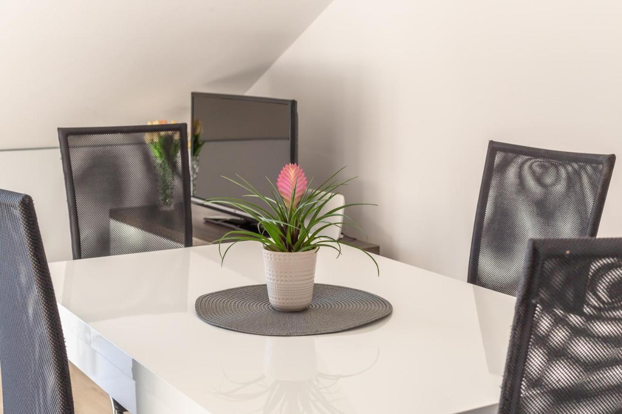 Ferdo 2 Apartment Makarska Ngoại thất bức ảnh
